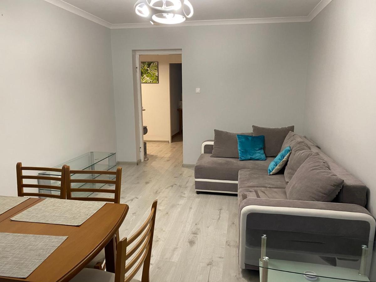 גורז'וב ווילקופולסקי Apartament Przy Katedrze מראה חיצוני תמונה